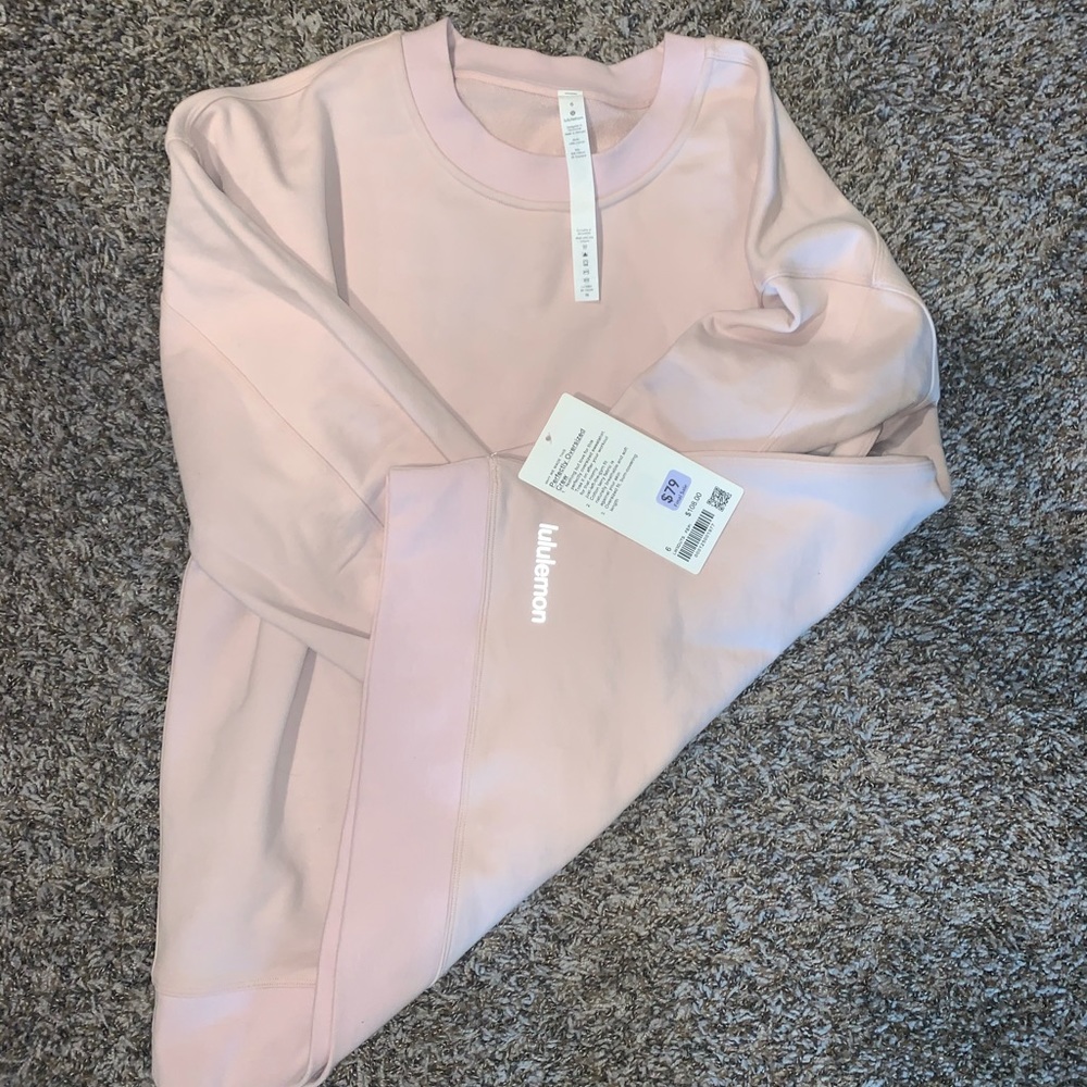 NWT LULULEMON perfectly oversized crew size 6